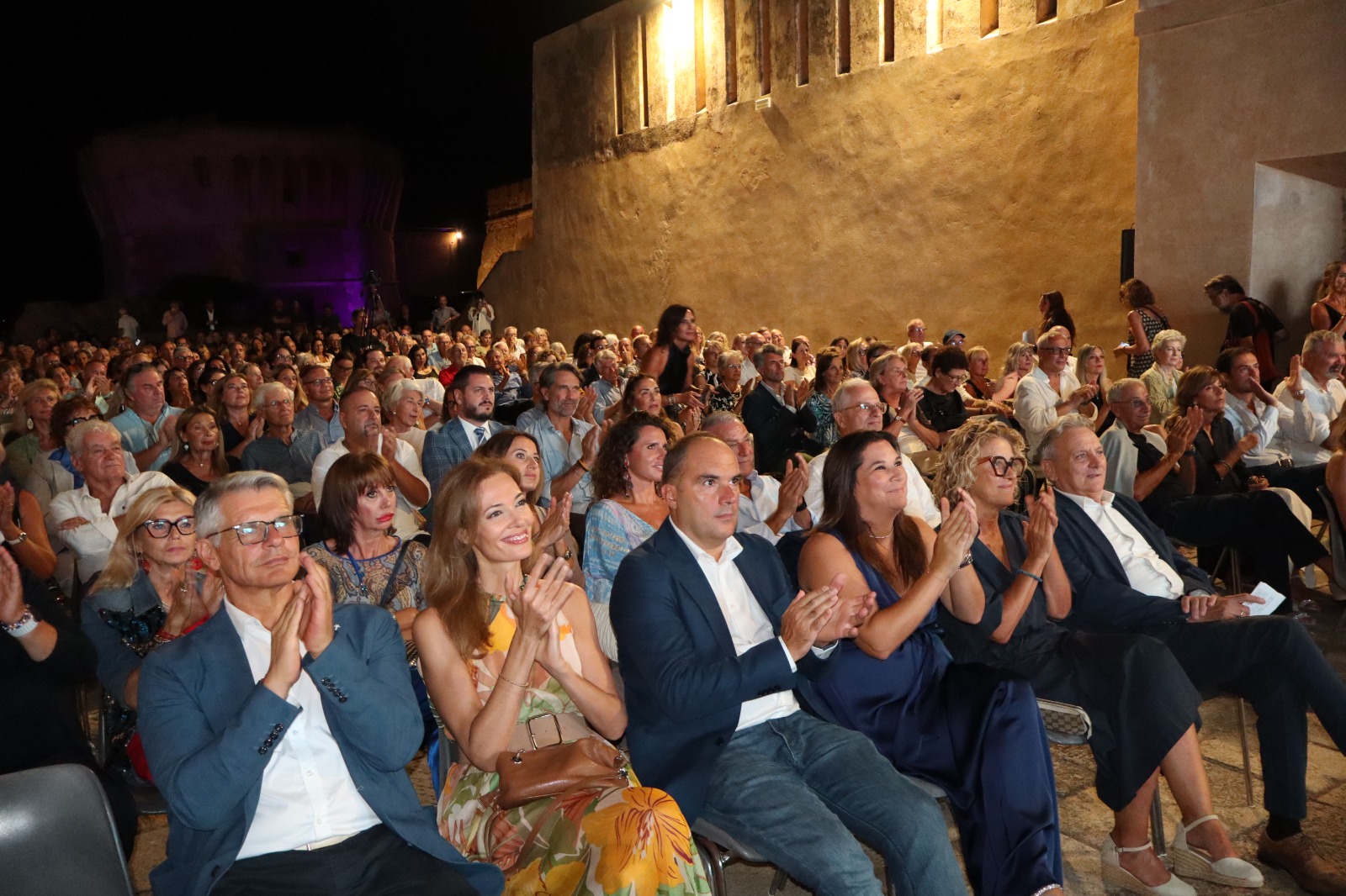 Pubblico alla 54ª edizione del Premio Letterario Internazionale Isola d’Elba
